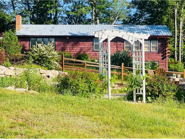 Naples, ME 04055,247 Wiley RD