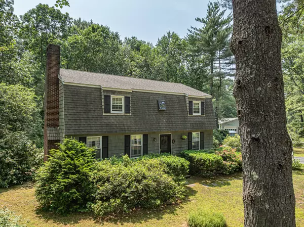 Windham, ME 04062,4 Acorn LN
