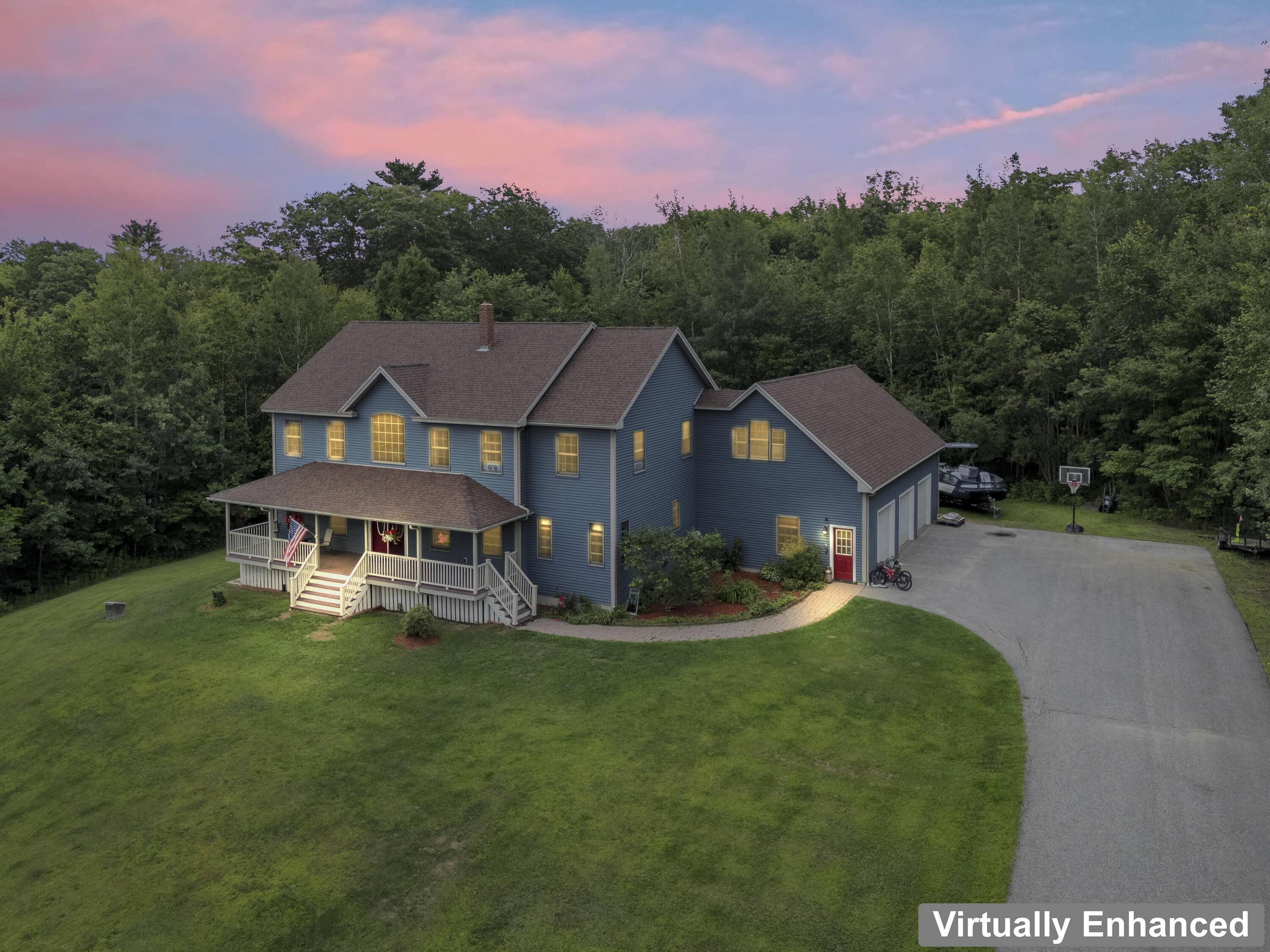 25 Amos CT, Lewiston, ME 04240