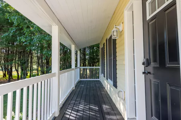 North Yarmouth, ME 04097,8 Dandelion DR