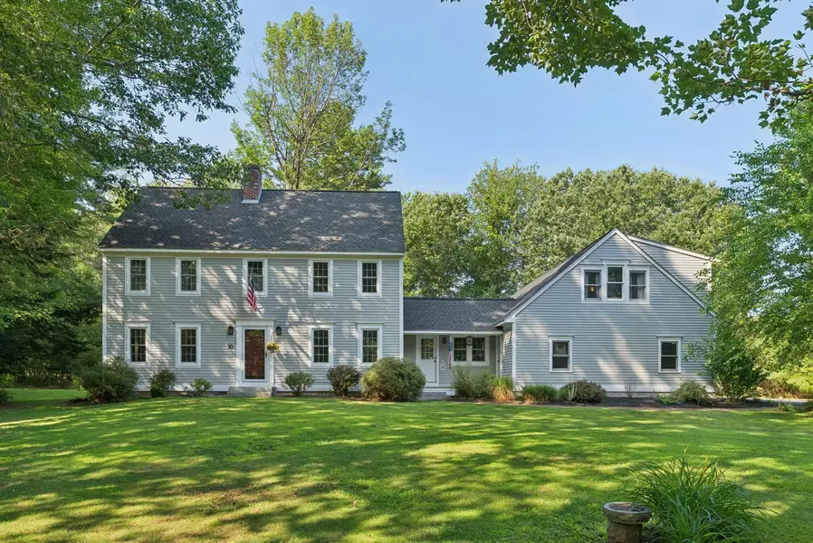 10 Herrick RD, Gorham, ME 04038