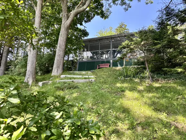 Harpswell, ME 04079,14 Serenity DR