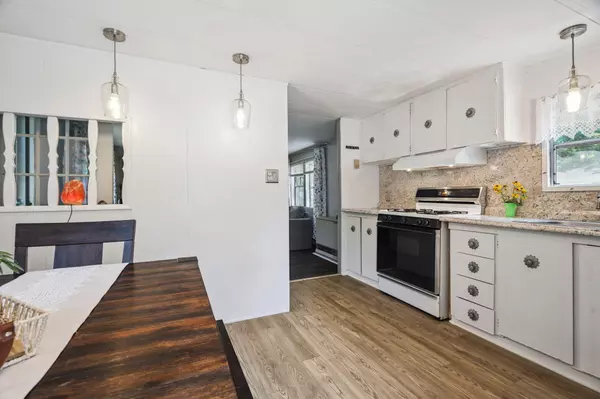 Alfred, ME 04002,37 Leisure DR