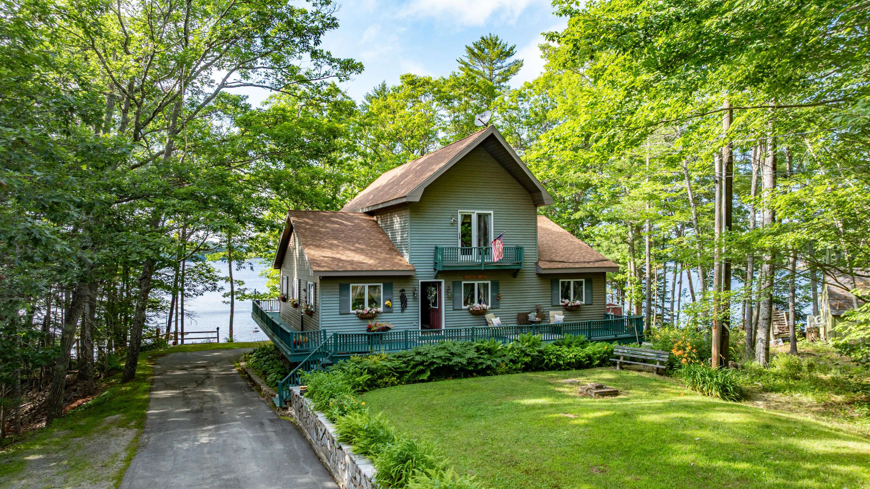 41 Wildwood LN, Orland, ME 04472