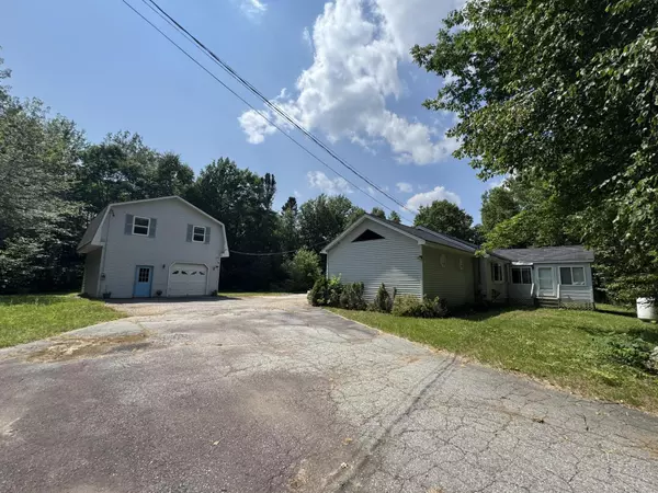 Palermo, ME 04354,247 Route 3