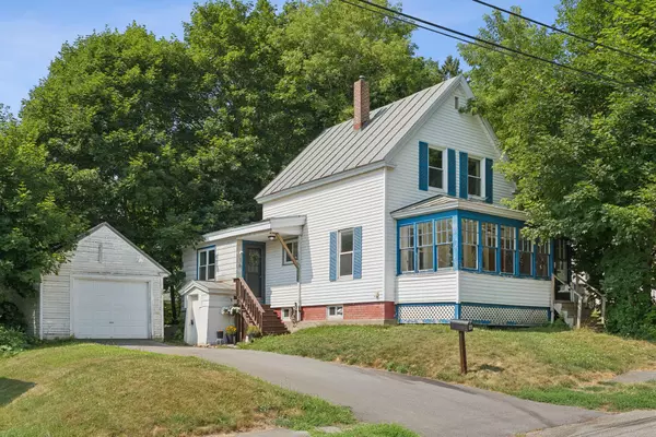 16 Brook ST, Waterville, ME 04901