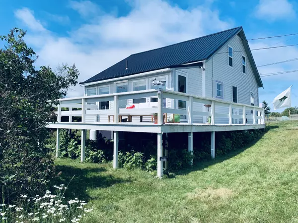 Lubec, ME 04652,18 South ST