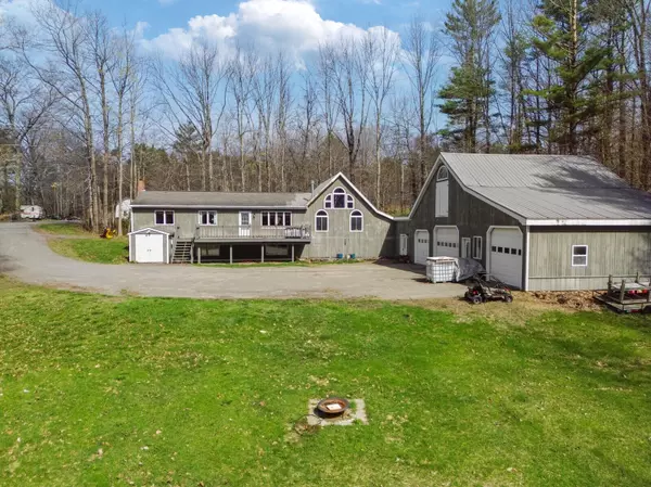 Norridgewock, ME 04957,455 River RD