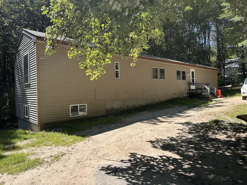 115 N Raymond RD, Gray, ME 04039