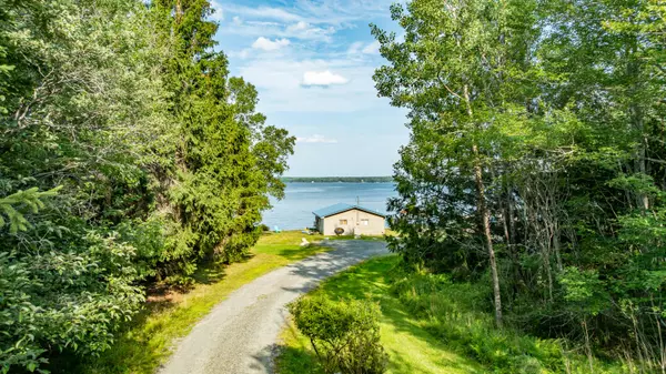 Surry, ME 04684,22 Conary LN