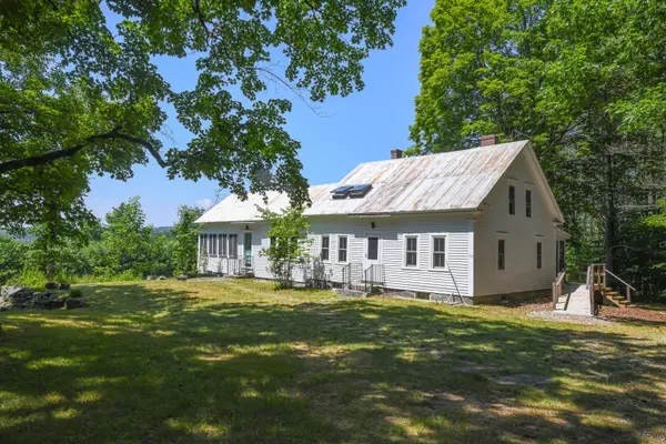 Bridgton, ME 04009,119 Buswell RD