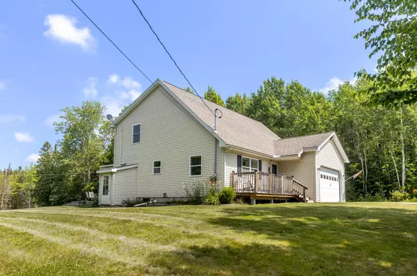 Hermon, ME 04401,39 Maple Leaf LN