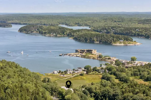 925 Popham RD, Phippsburg, ME 04562