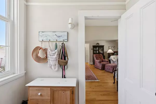 Phippsburg, ME 04562,925 Popham RD