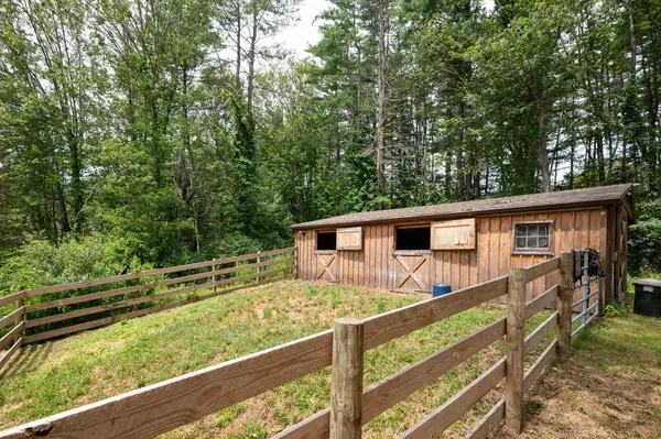 Eliot, ME 03903,48 Governor Hill RD