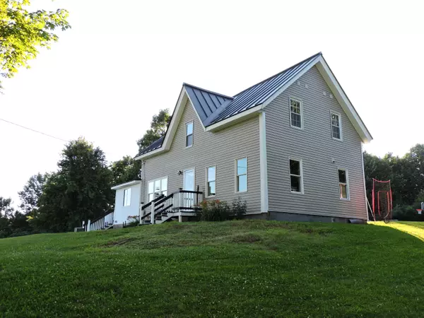 Sidney, ME 04330,124 Mills RD