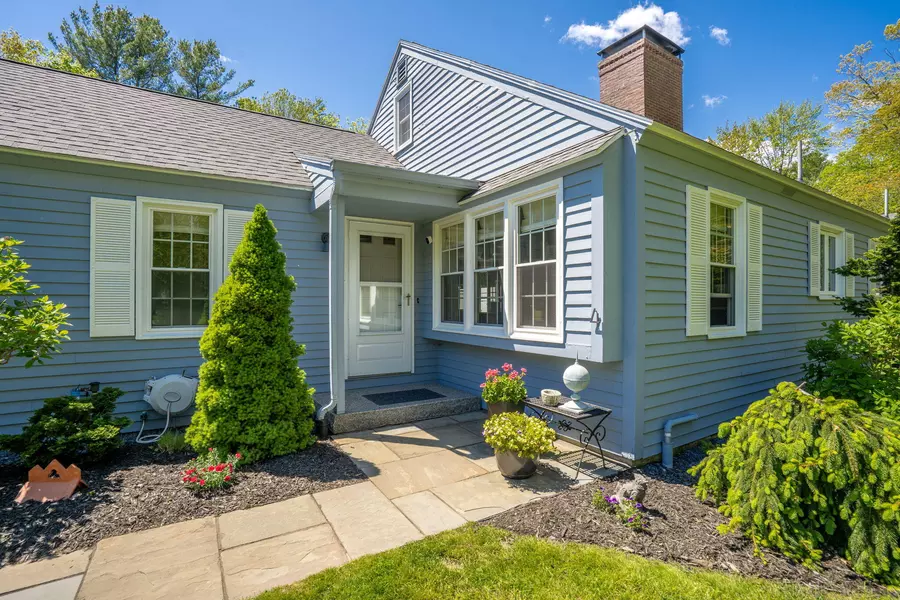 4 Wood Pond LN #3, Kennebunk, ME 04043