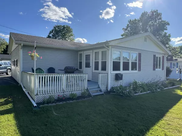 Lewiston, ME 04240,22 Bosse ST