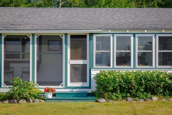 Lamoine, ME 04605,119 Marlboro Beach RD