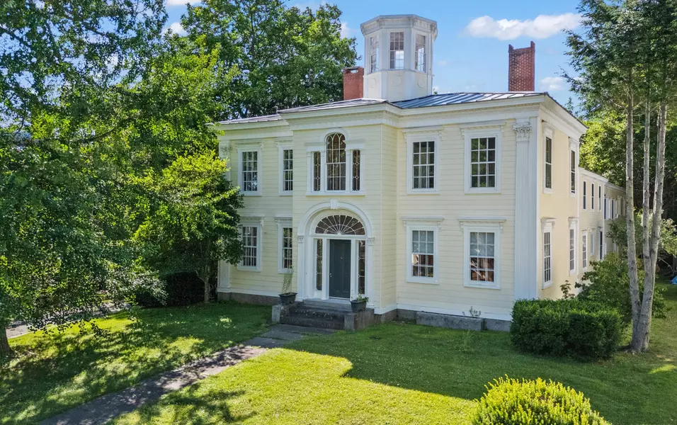 12 High ST, Wiscasset, ME 04578