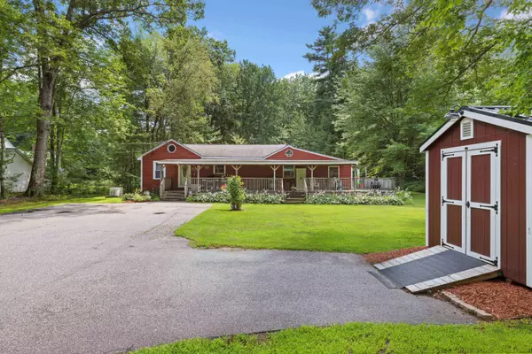 Lyman, ME 04002,1428 Alfred RD