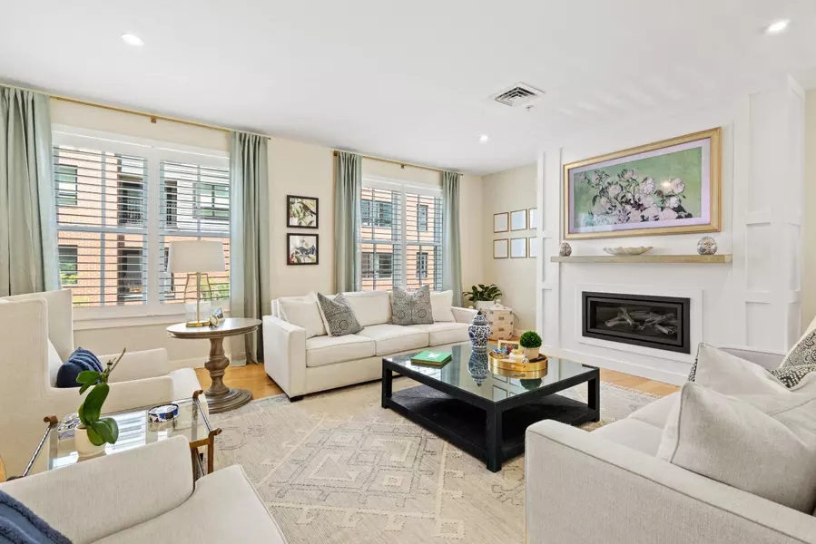15 Middle ST #308, Portland, ME 04101