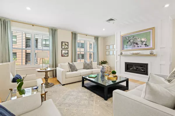 15 Middle ST #308, Portland, ME 04101