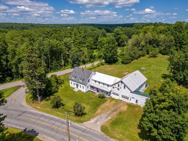 98 Pleasant View Ridge RD, China, ME 04358