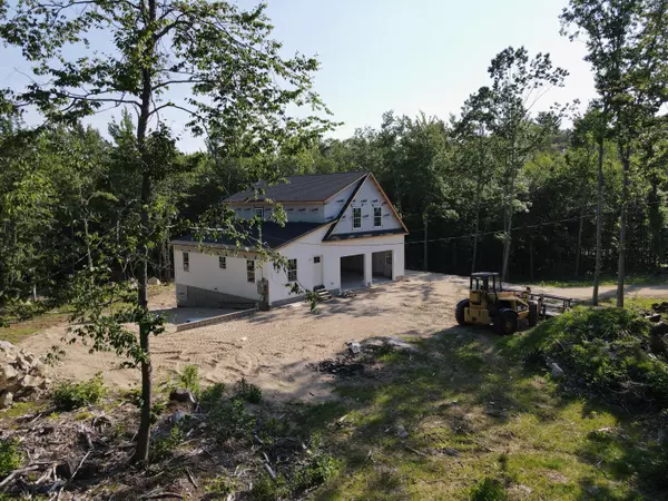 Sanford, ME 04083,282 Sunset RD