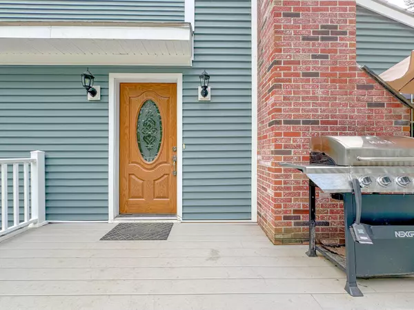 Waterboro, ME 04061,17 Hillside RD