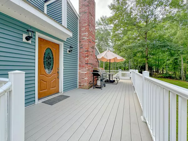 Waterboro, ME 04061,17 Hillside RD