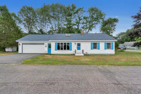 Saco, ME 04072,217 Buxton RD