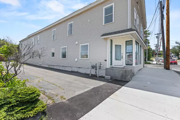 Portland, ME 04103,156 Woodford ST