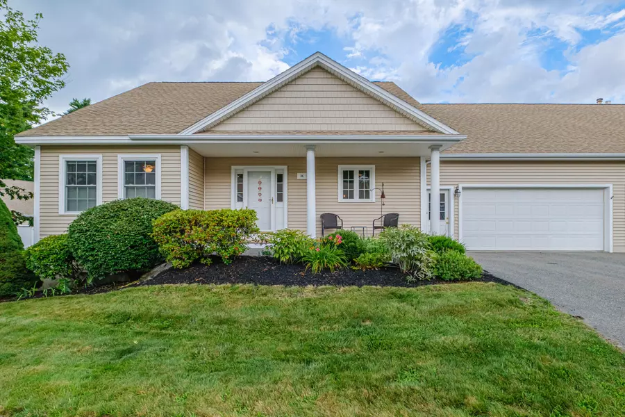 36 Sand Point LN #24, Cumberland, ME 04110