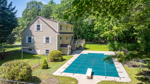 Standish, ME 04084,16 Winding WAY