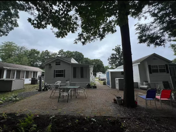 Wells, ME 04090,430 Post RD #218