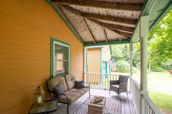 Warren, ME 04864,478 Carroll RD