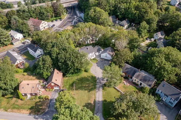 Yarmouth, ME 04096,36 Main ST