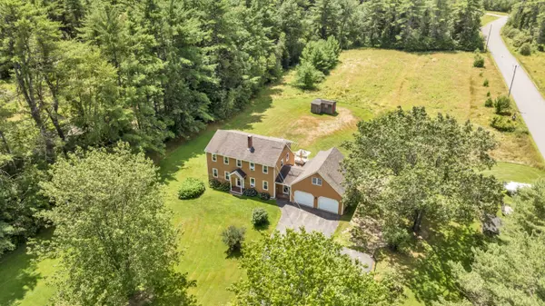 Hollis, ME 04042,366 Cape RD