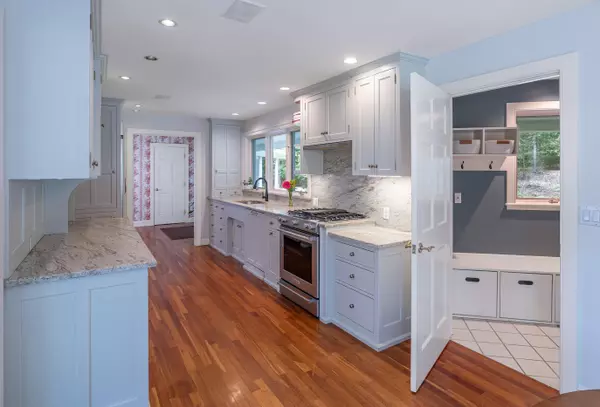 Freeport, ME 04032,5 Indian Ridge RD