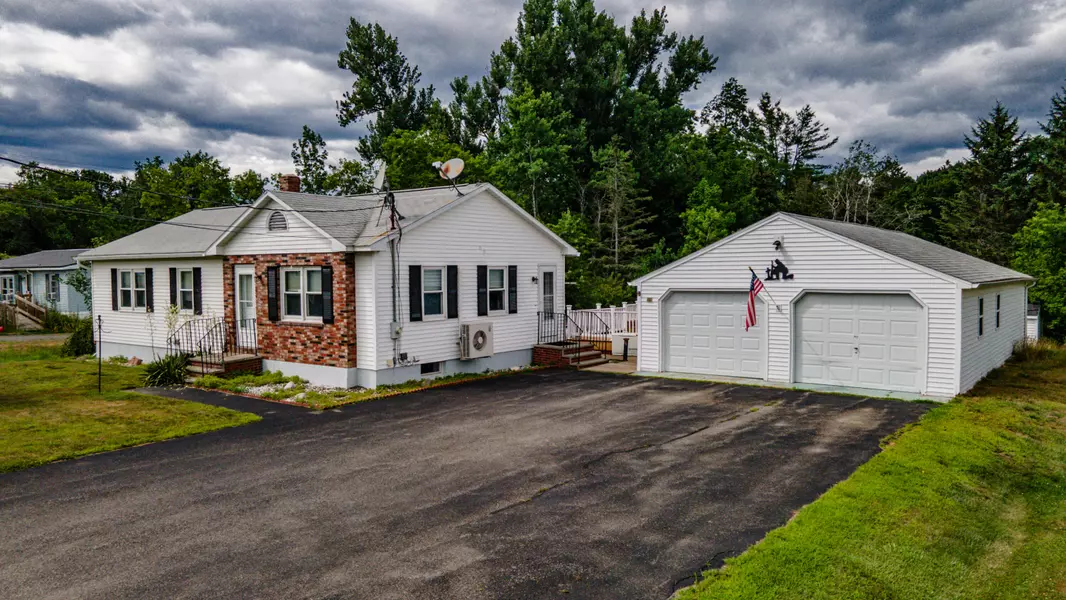 4 Scott AVE, Fairfield, ME 04937