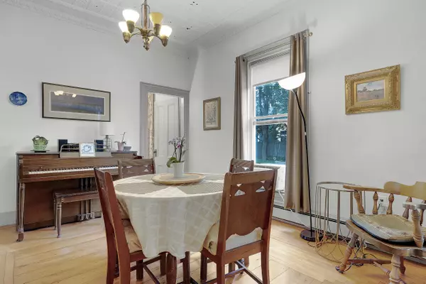 Portland, ME 04103,121 Ocean AVE