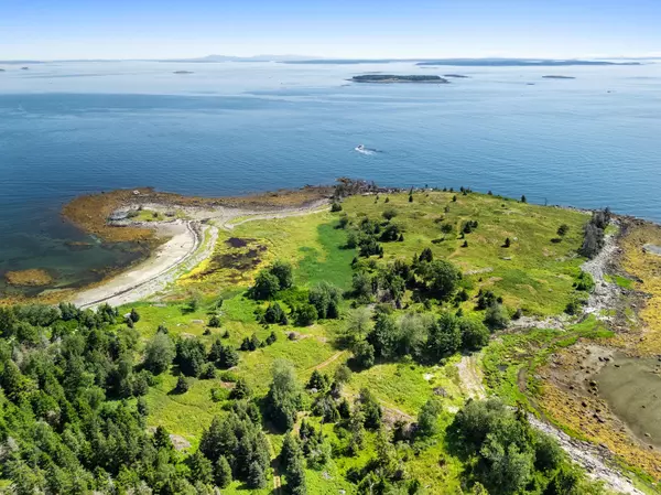 000 Rich's Cove RD, Isle Au Haut, ME 04645