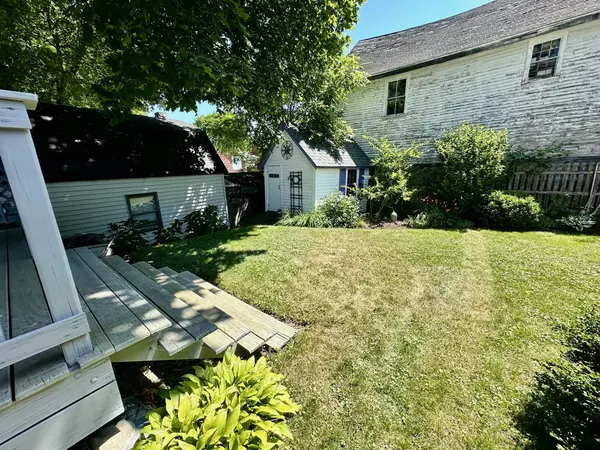 Bangor, ME 04401,23 Holland ST