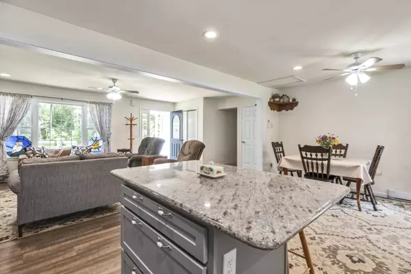 Hope, ME 04847,63 Highfield RD