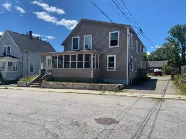 52 North AVE, Sanford, ME 04073