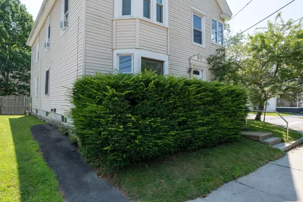 Westbrook, ME 04092,646 Main ST