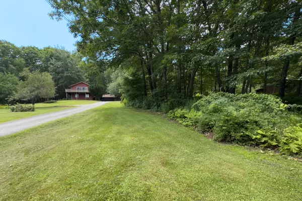 Hope, ME 04847,648 Camden RD