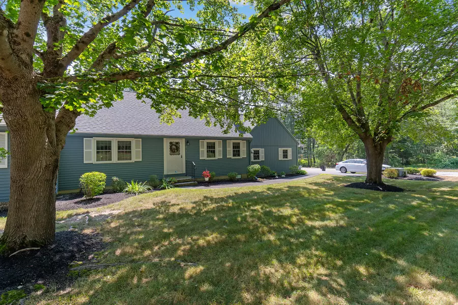 97 Flintlock Village RD #3, Wells, ME 04090