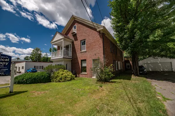 Waterville, ME 04901,149 Silver ST